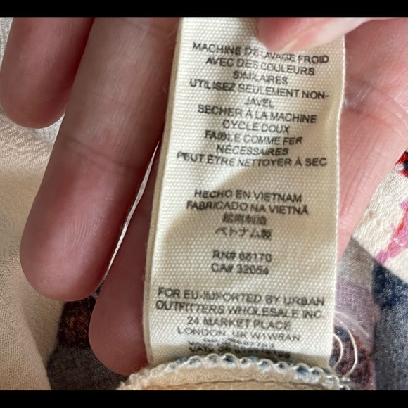 Free People Oversized Floral Swing Blouse Size Small - Picture 8 of 11